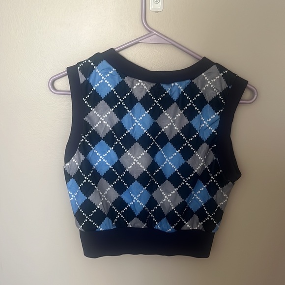 Sweater vest - Picture 2 of 2